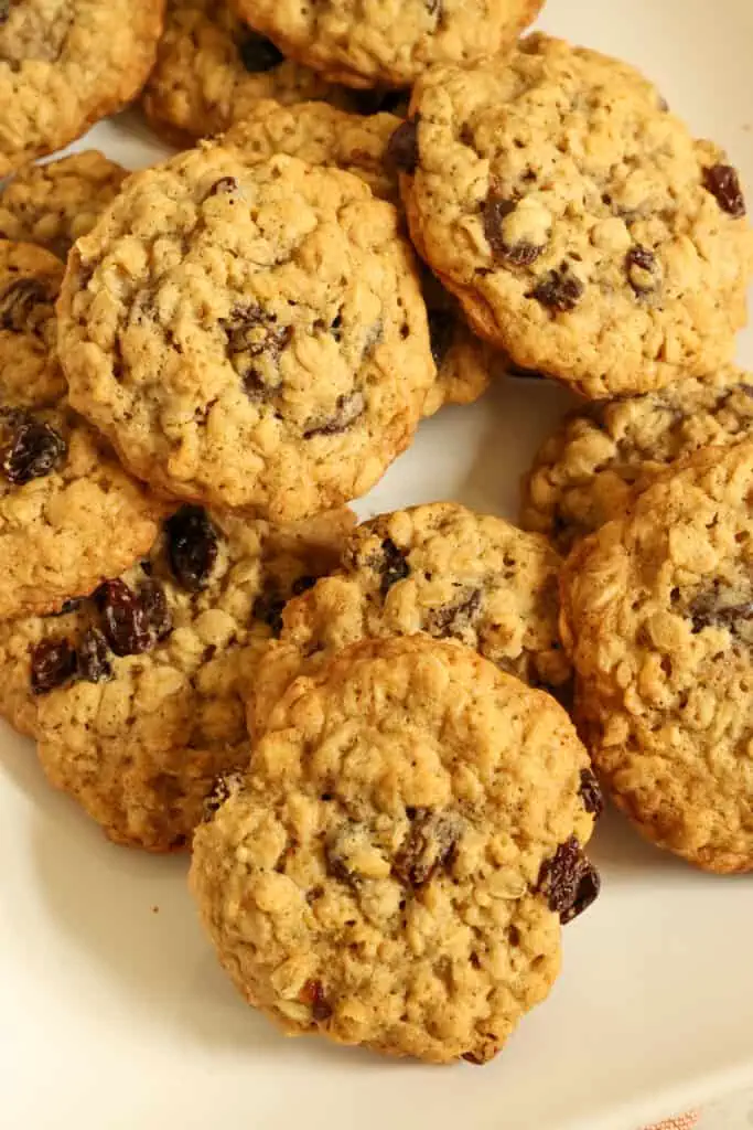 oatmeal raisin cookies