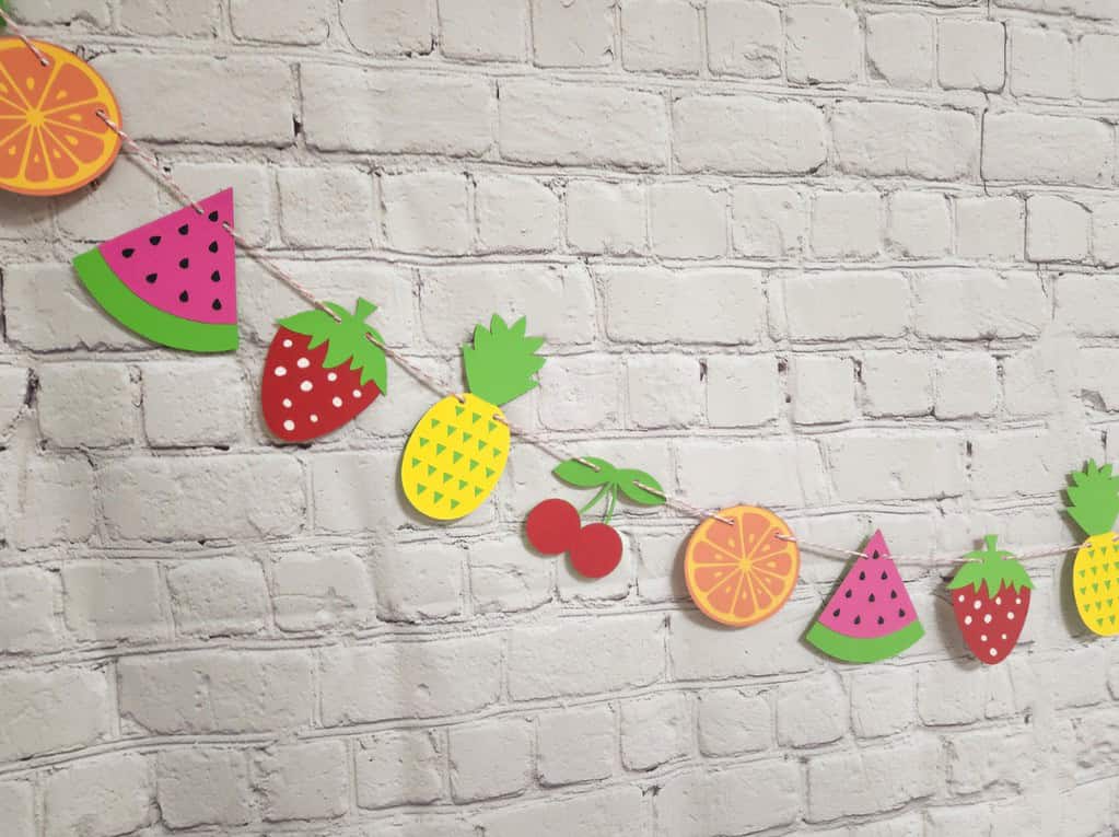 noopener nofollow sponsored fruit garland