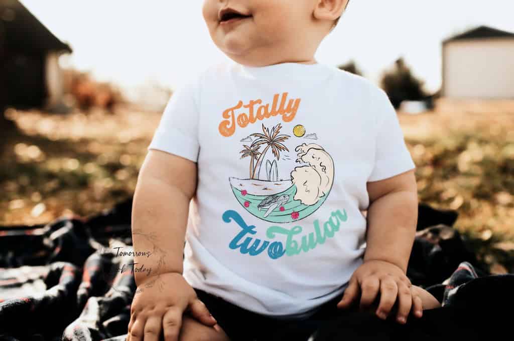 noopener nofollow sponsored totally twobular shirt