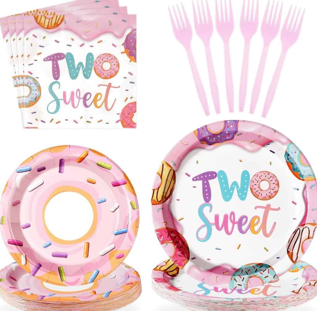 noopener nofollow sponsored two sweet plates