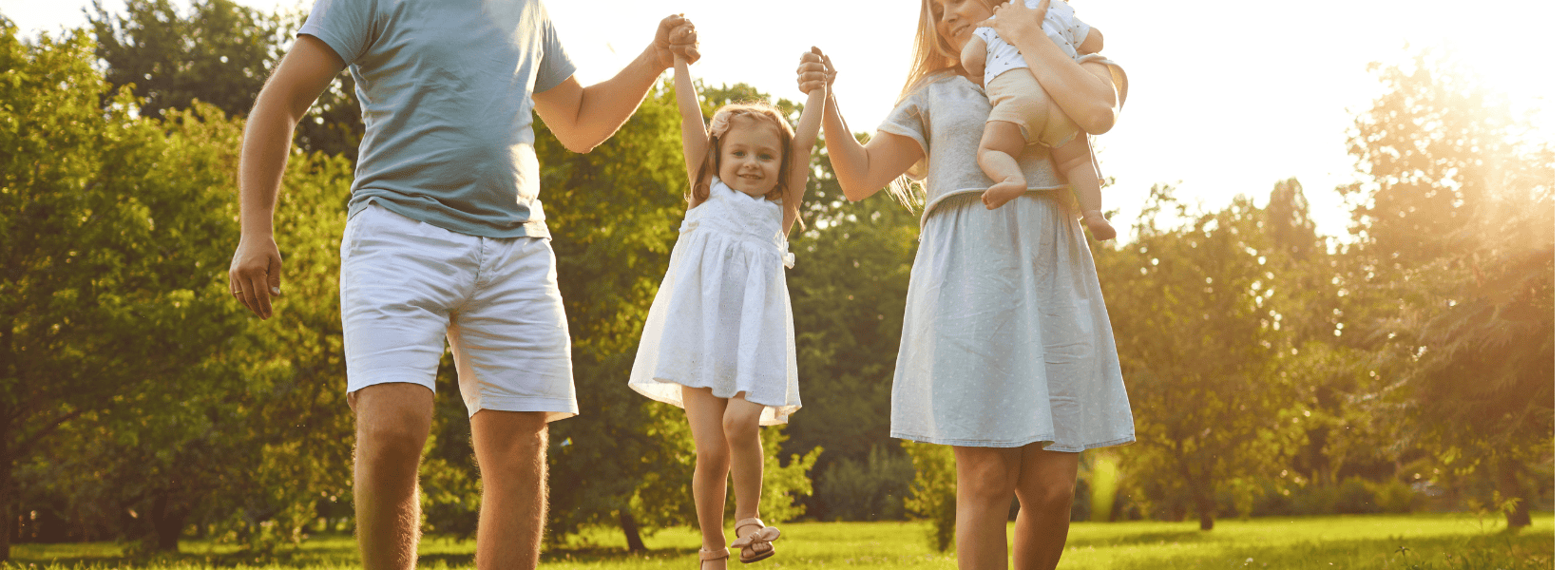 Simple, Real-Life Family Routine for Stay at Home Moms (Plus Weekend Tips!)